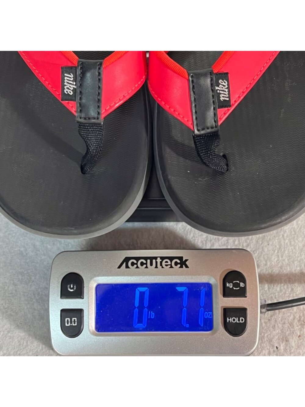 Nike Flip-Flops Black & Red Womens Size 6 Comfortable Casual Sandals Slides 2018 - Picture 10 of 10